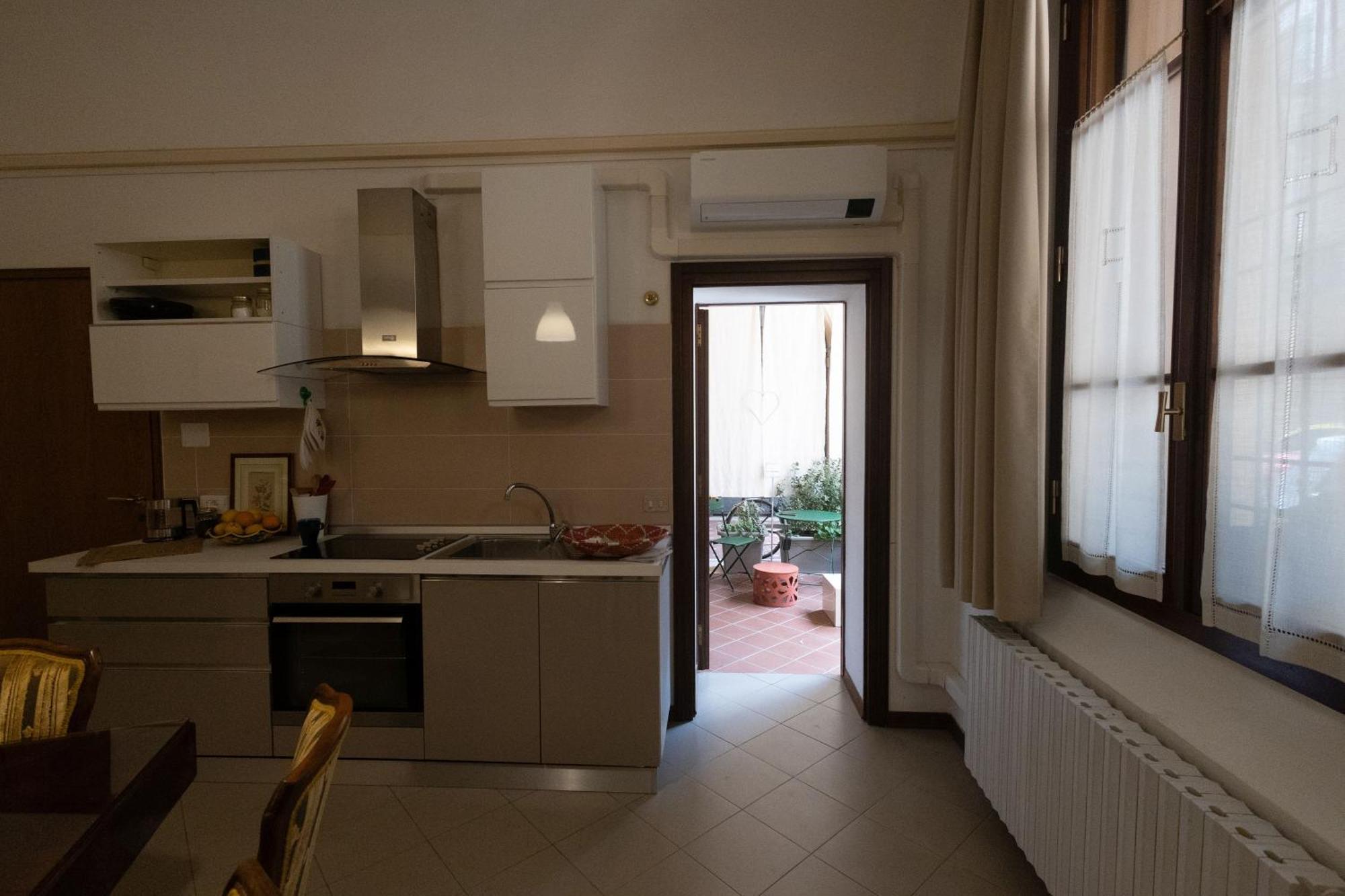 Ca' Spadoni, Centro Storico, Piano Terra, Ingresso Indipendente, Teatro, Parcheggio, Ίμολα Εξωτερικό φωτογραφία